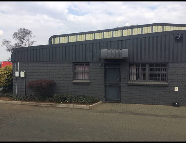 170M² WAREHOUSE TO LET IN WADEVILLE